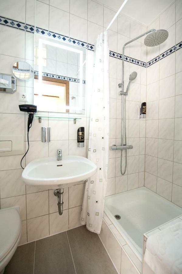 Hotel Bluechertal Bacharach Buitenkant foto